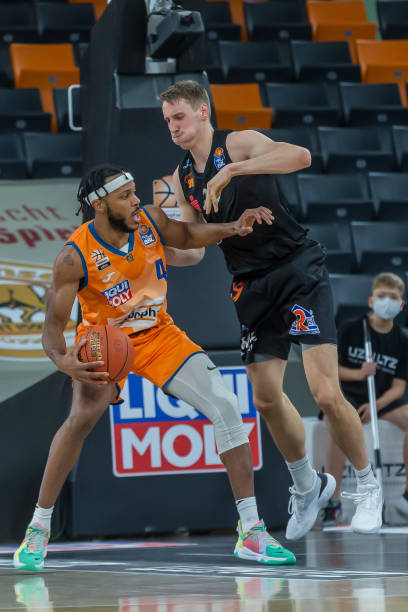 尤其是外线 尤其是外线